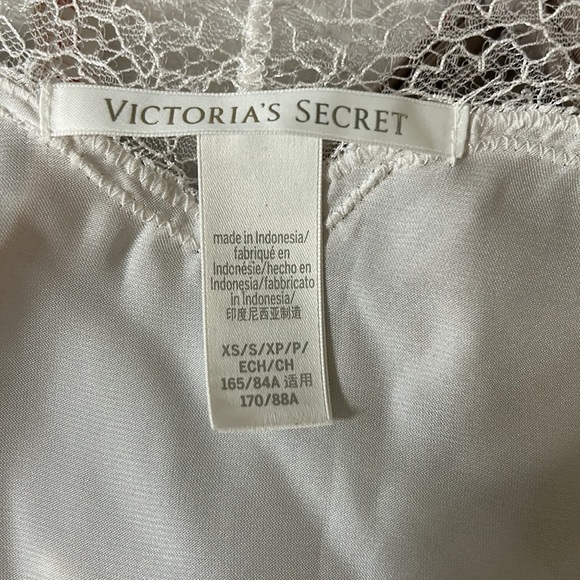 VICTORIA Secret Bride Robes Size XS - Picture 7 of 7